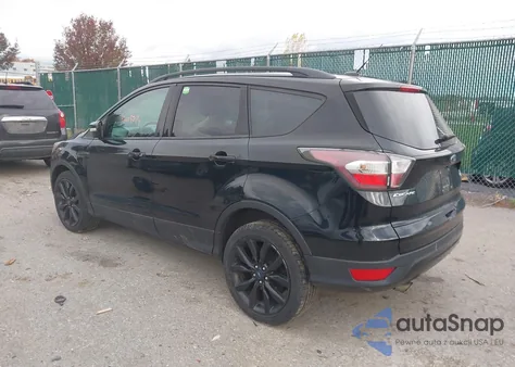 2017 Ford Escape Titanium из США, поврежденный, VIN 1FMCU9JD8HUB48386